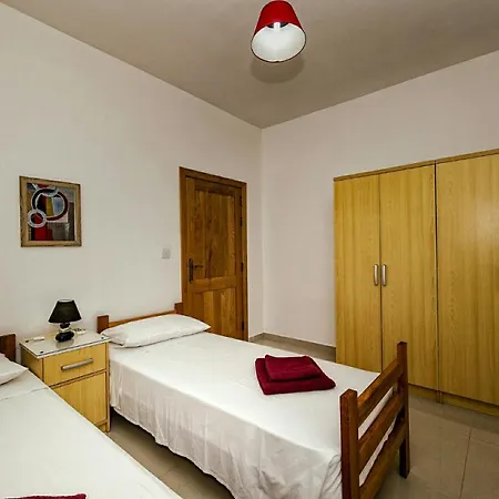 Marble Arch Apt. San Ġiljan